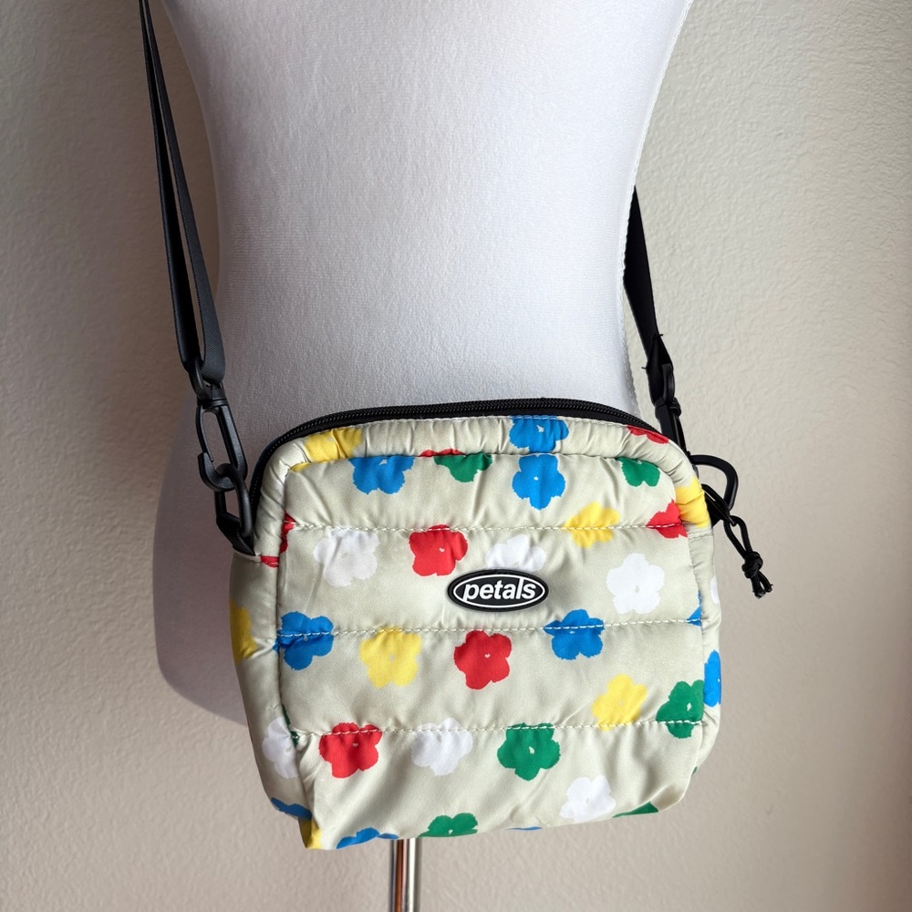 Petals Design Studio Green Floral Quilted Puffy Crossbody Bag
